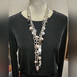 Like new Chicos silver toned necklace